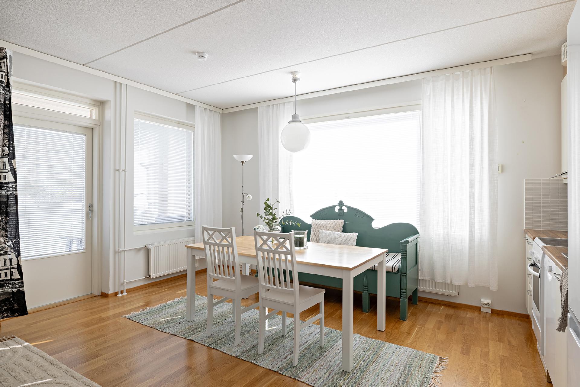 Rajakaltionkatu 5, Alppila, Oulu