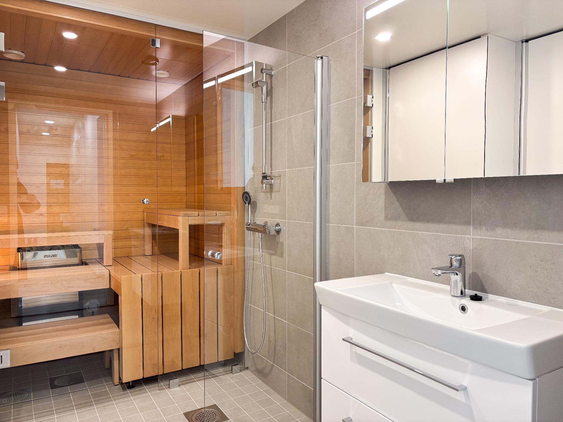 Maisemamaalauksenkatu 10 C 55, Kuninkaantammi, Helsinki