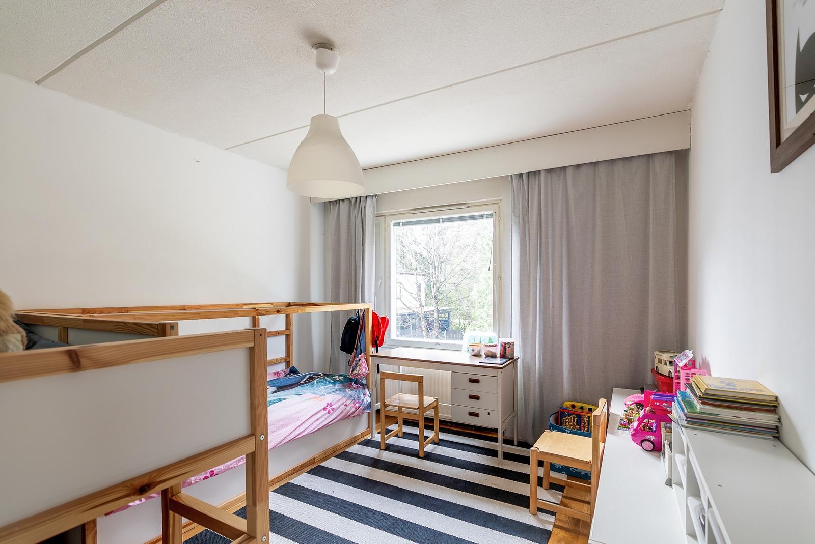 Valkamanpolku 4, Veikkari, Hyvinkää