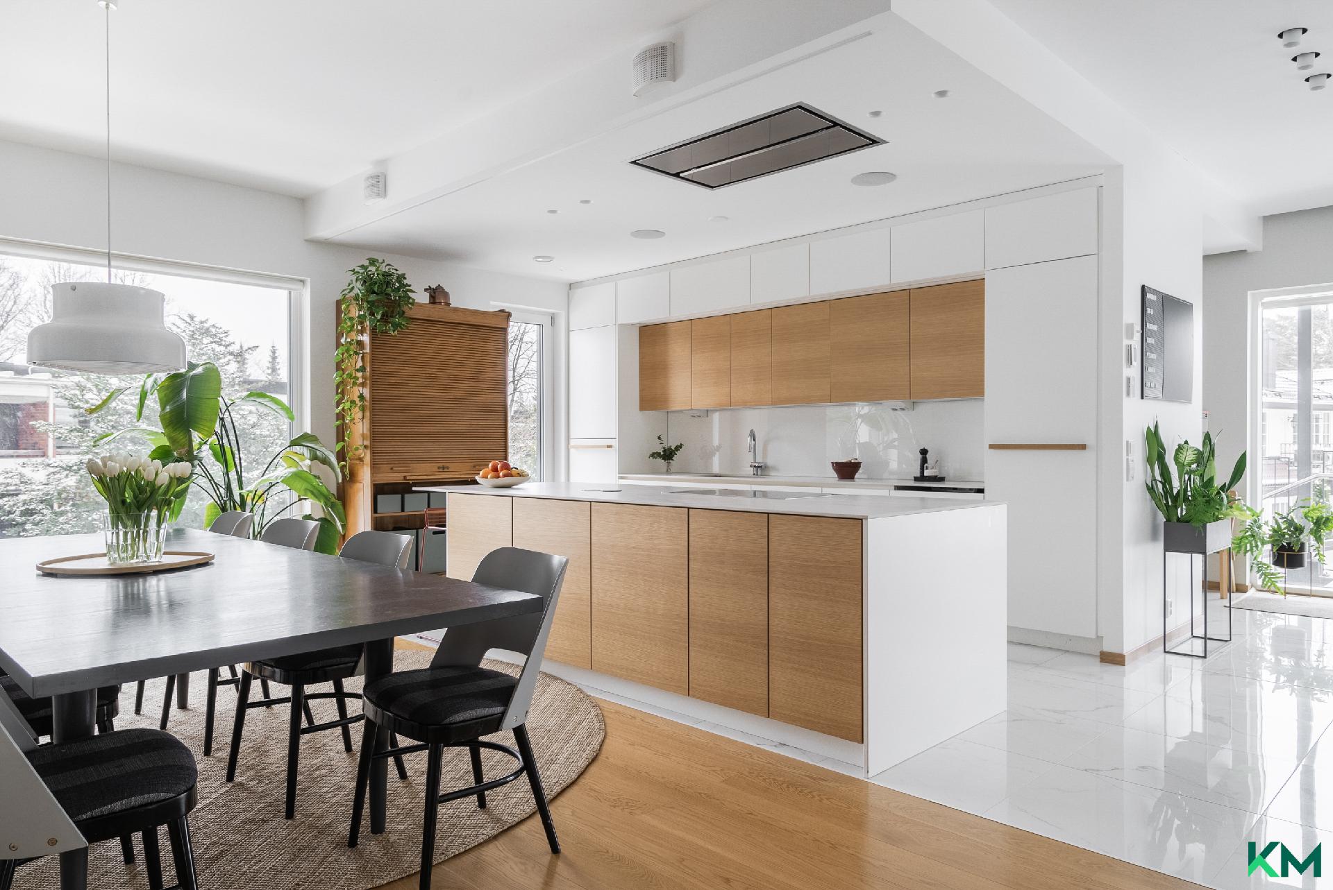 Kauppalantie 13, Kauniainen