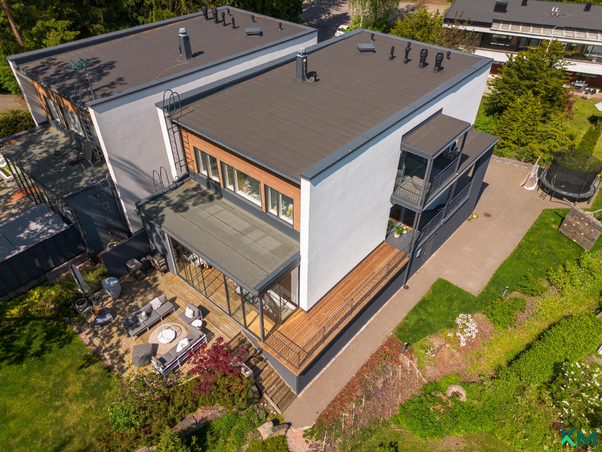 Kauppalantie 13, Kauniainen