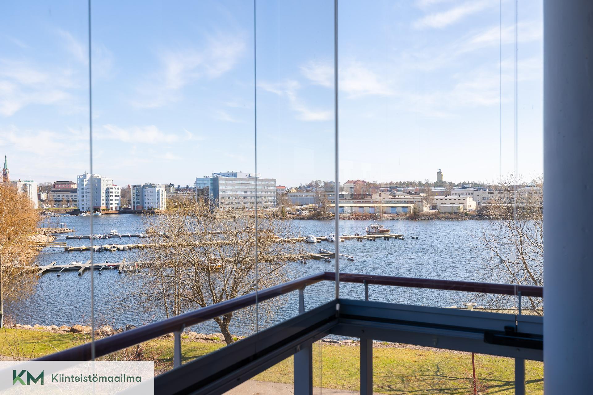 Valkamakatu 18, Hovinsaari, Kotka