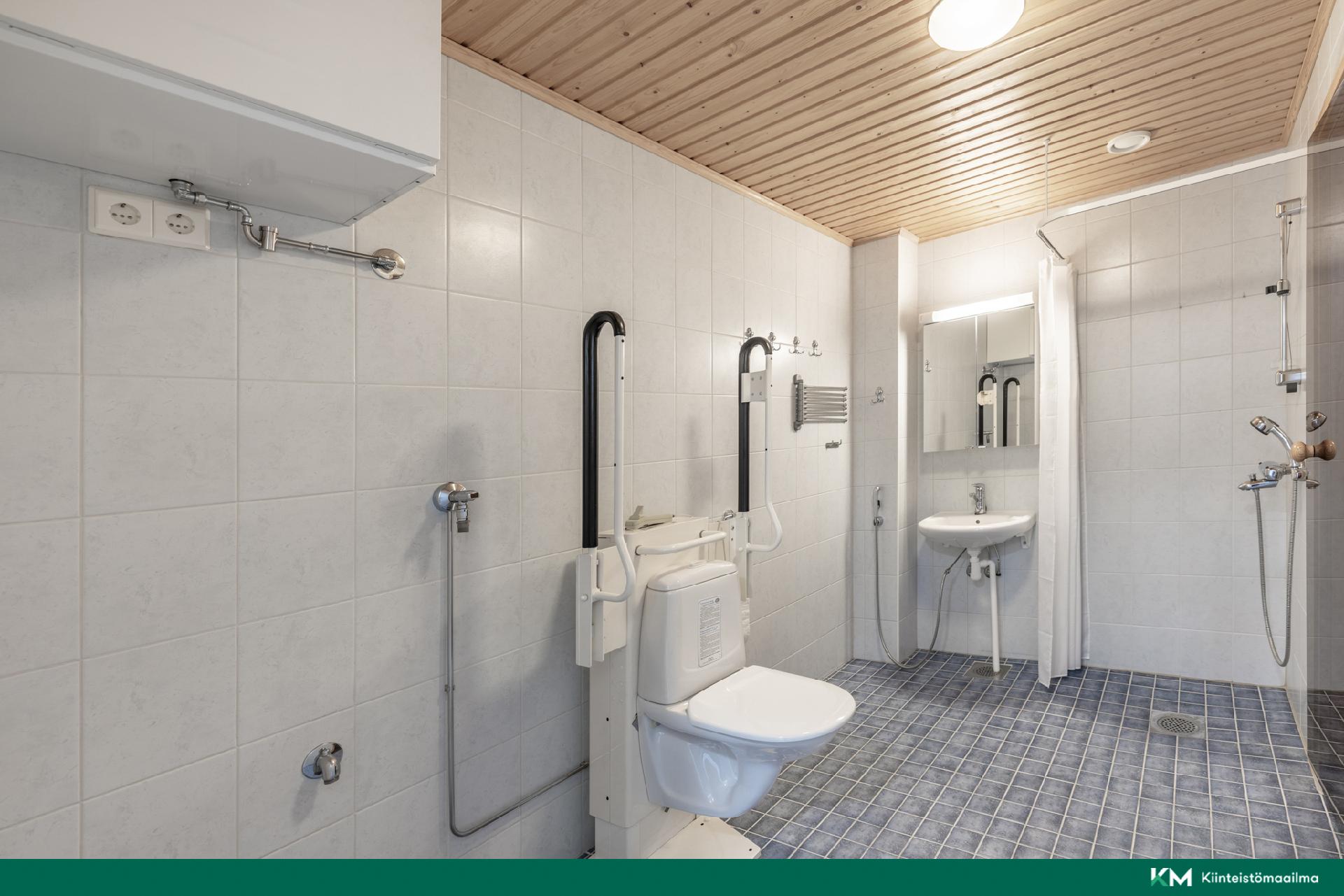 Jukaisentie 15, Juva