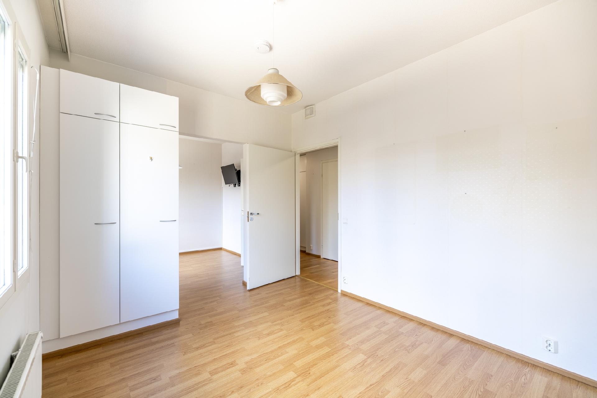 Jukaisentie 15, Juva