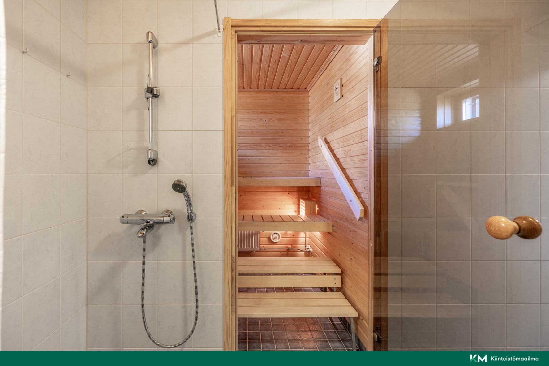 Jukaisentie 15, Juva