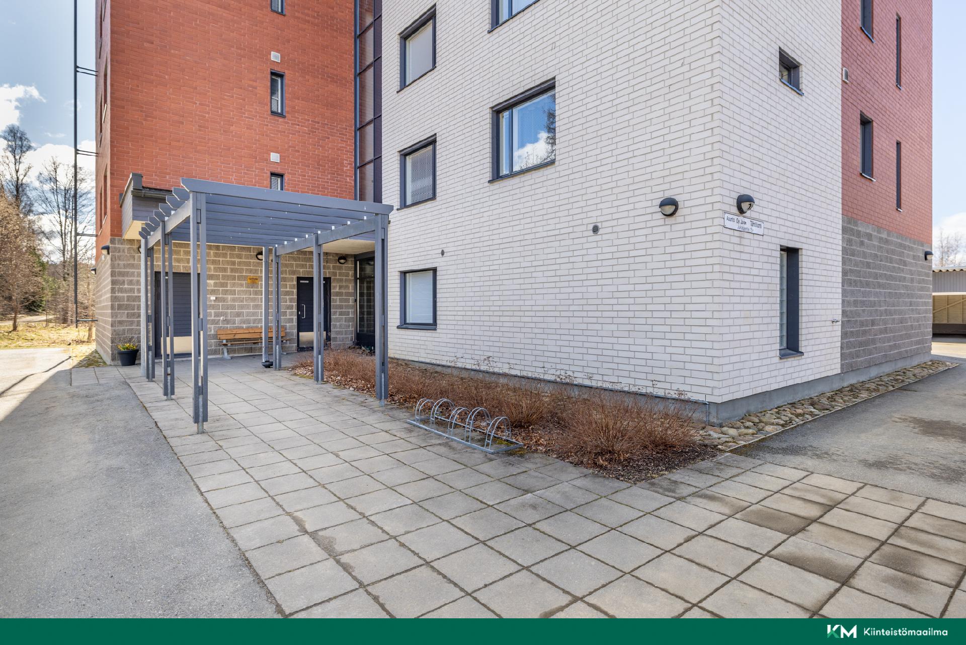 Jukaisentie 15, Juva