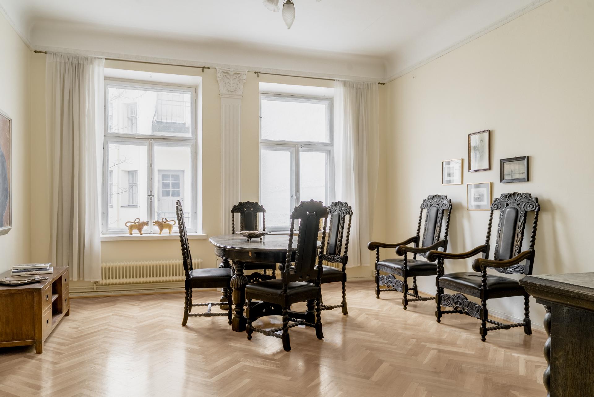 Liisankatu 11, Kruununhaka, Helsinki