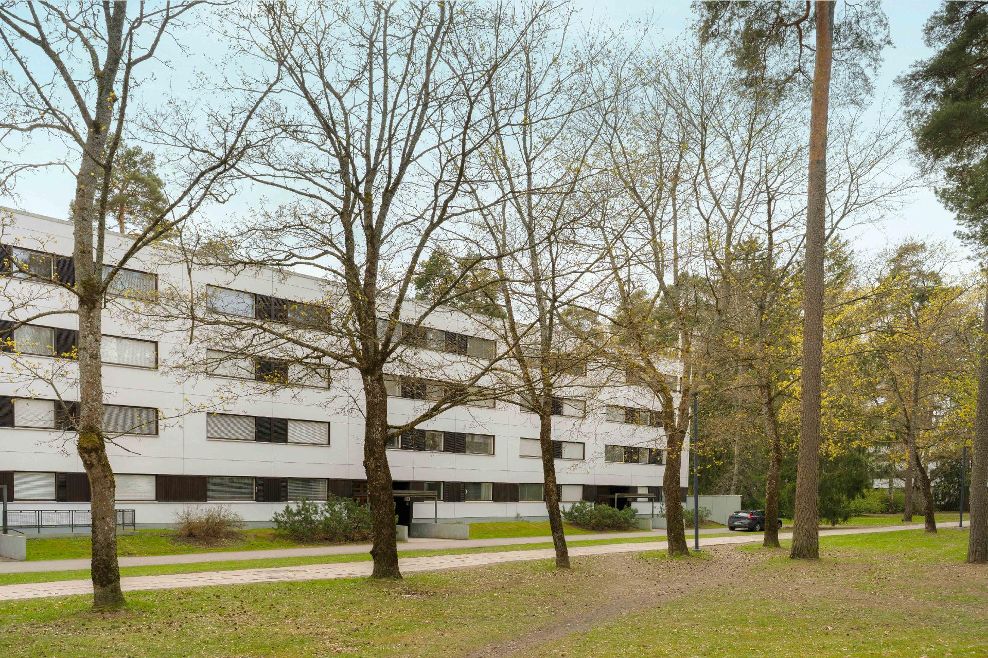 Iivisniementie 2, Iivisniemi, Espoo