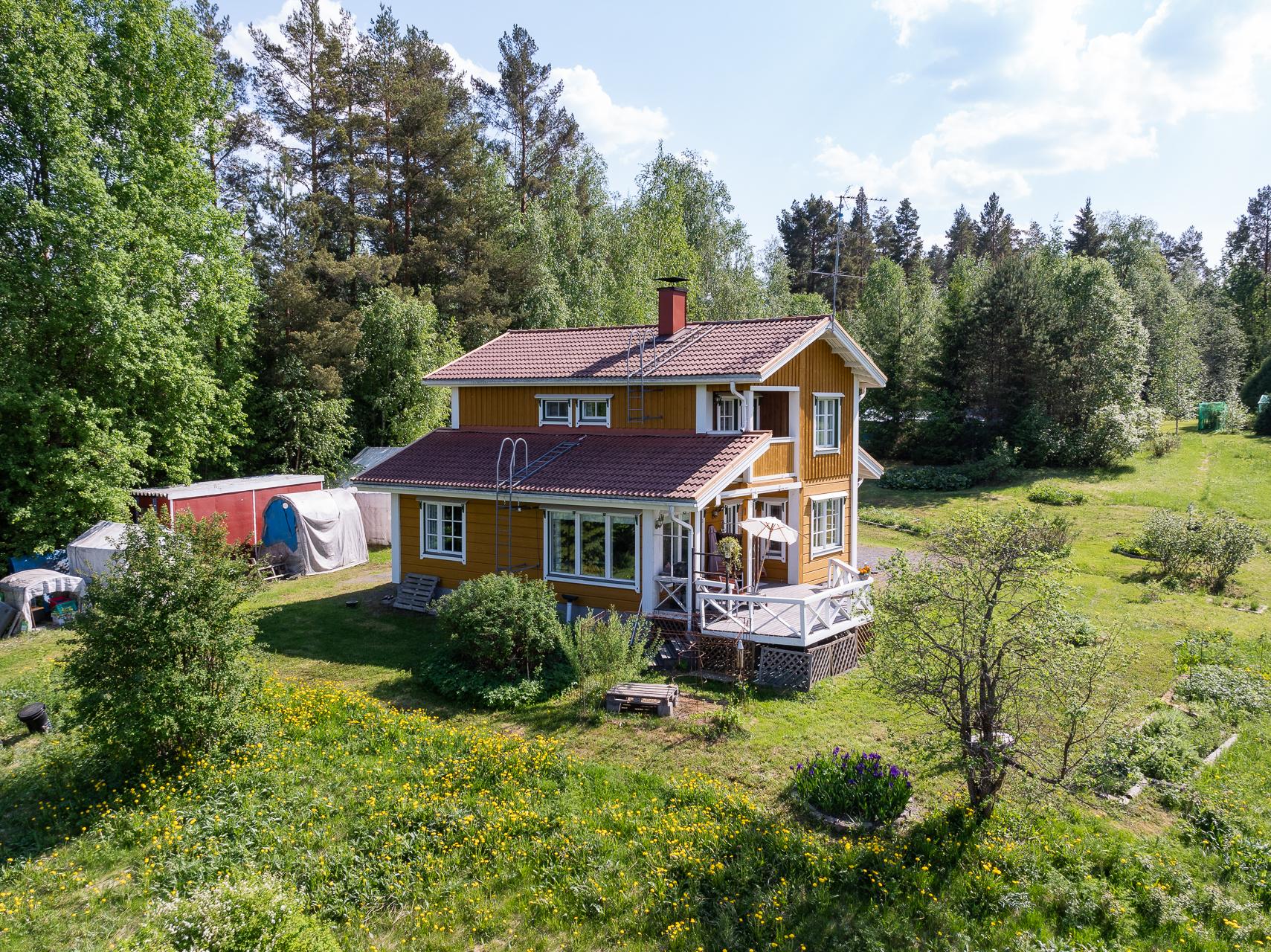 Kalliolantie 27, Jokisuu, Jämsä