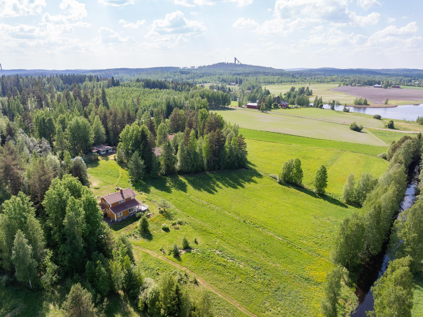 Kalliolantie 27, Jokisuu, Jämsä