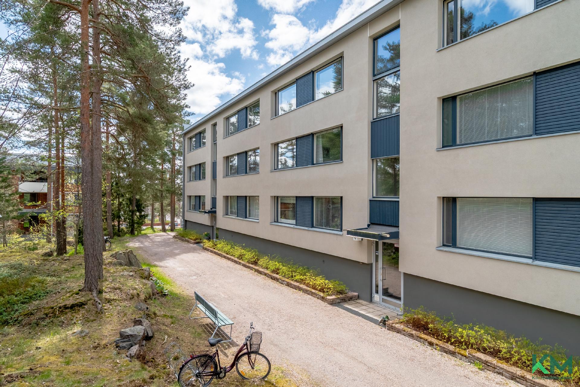 Julkisivu, koillinen