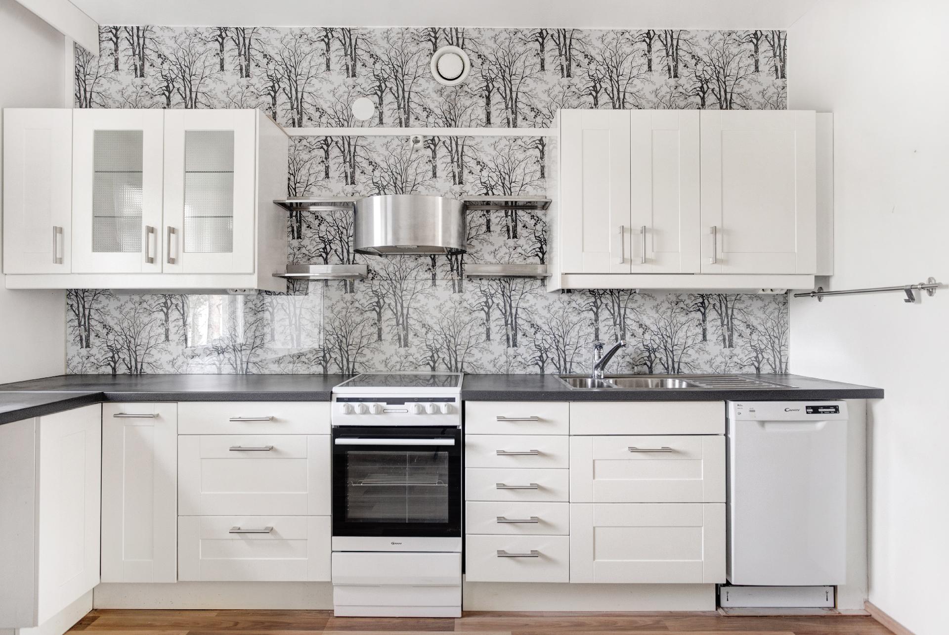 Vanamontie 4, Simonmetsä, Vantaa