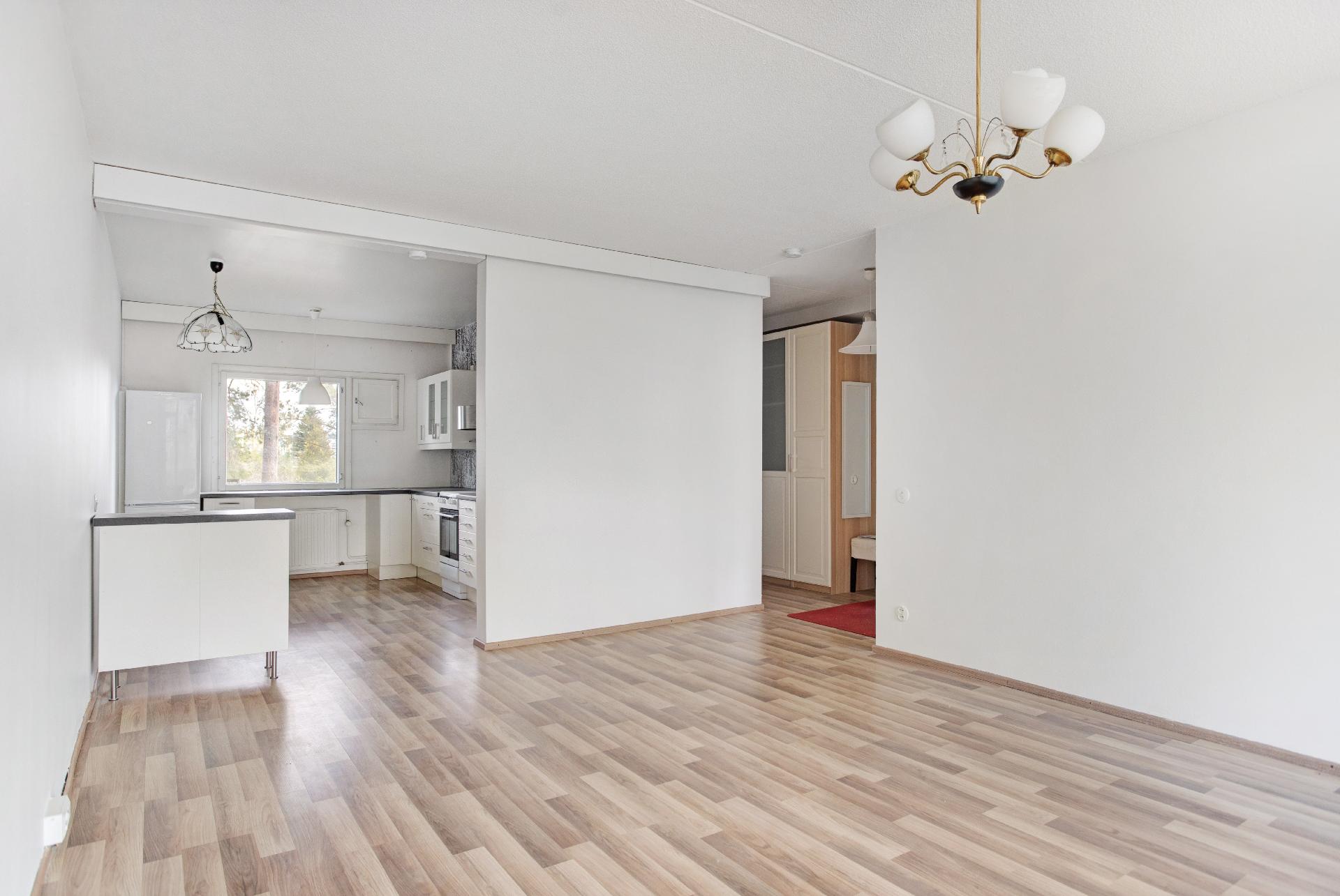 Vanamontie 4, Simonmetsä, Vantaa