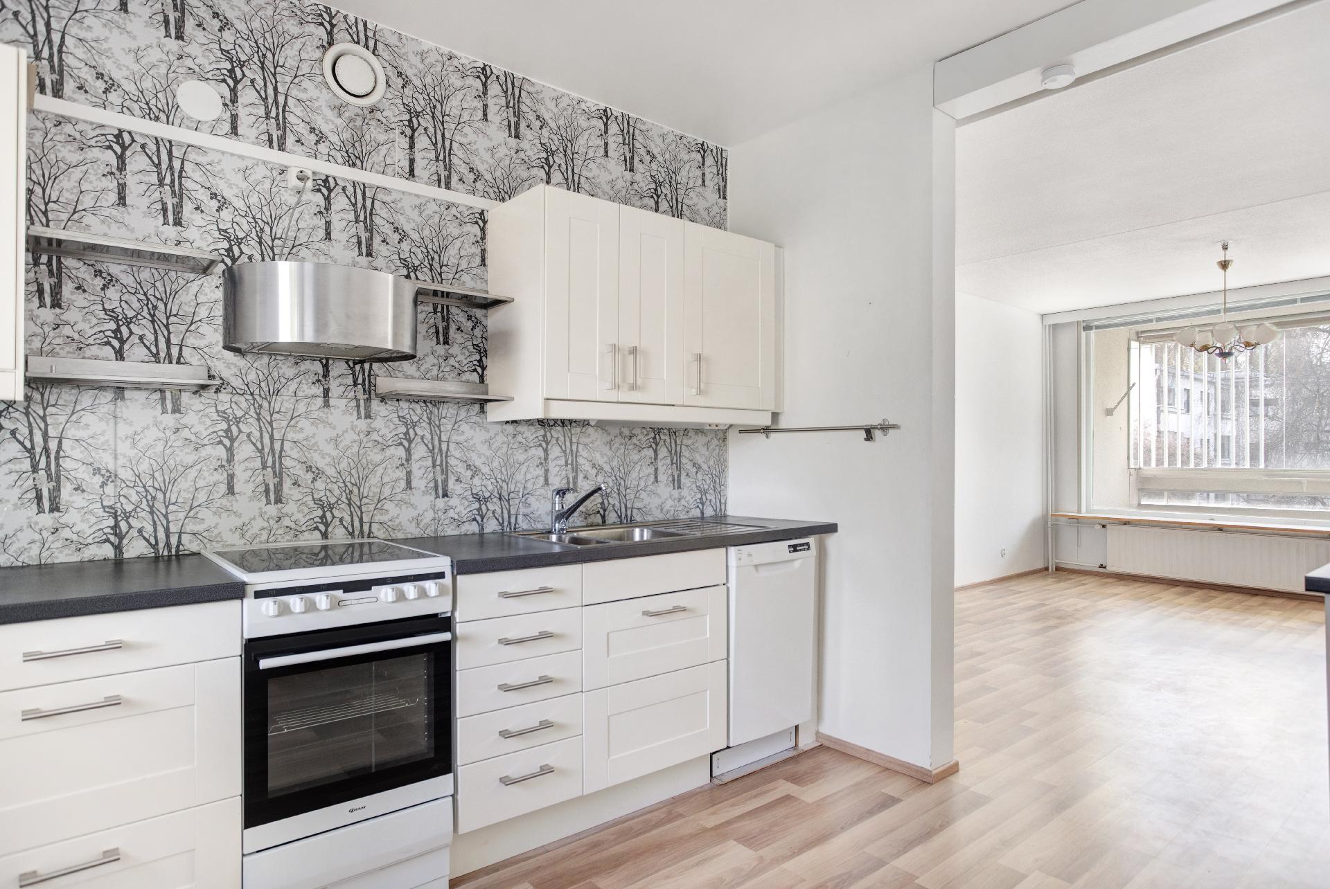 Vanamontie 4, Simonmetsä, Vantaa