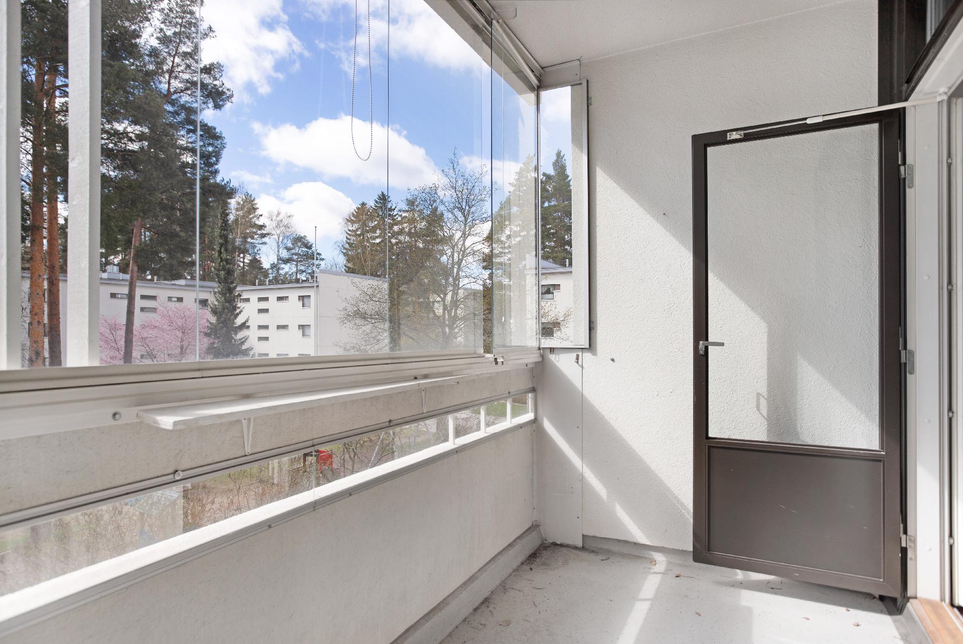 Vanamontie 4, Simonmetsä, Vantaa