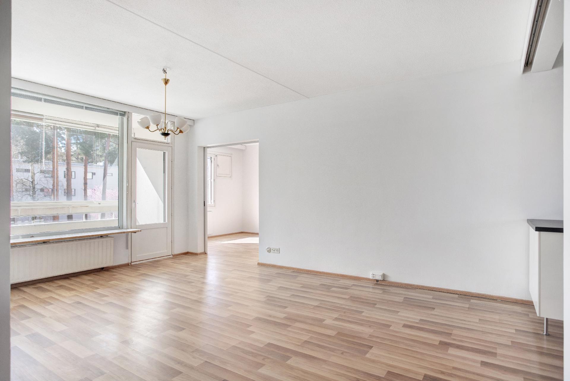 Vanamontie 4, Simonmetsä, Vantaa