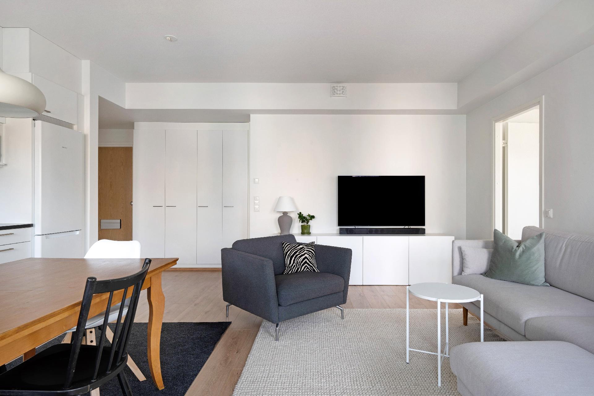 Ullanmäentie 10b, Kauniainen