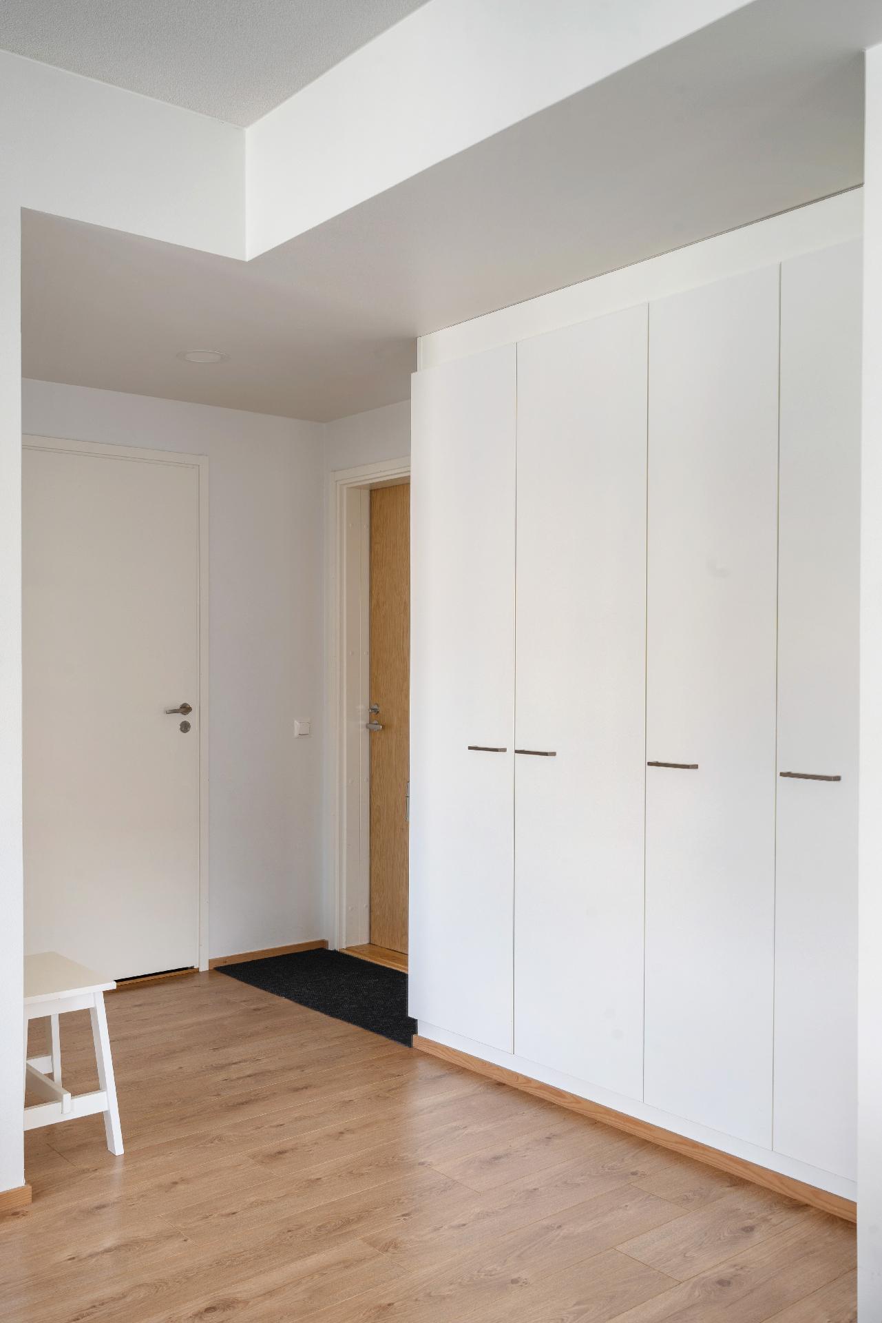 Ullanmäentie 10b, Kauniainen