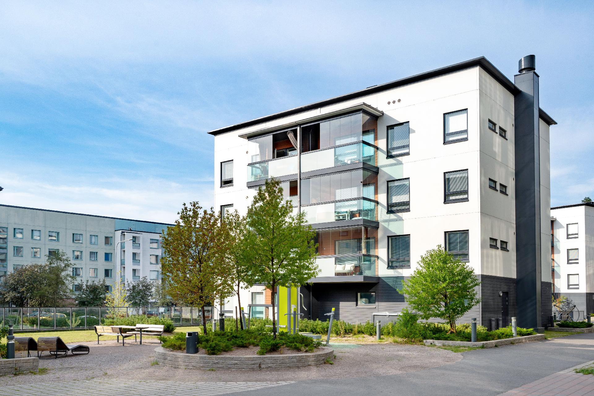 Ullanmäentie 10b, Kauniainen