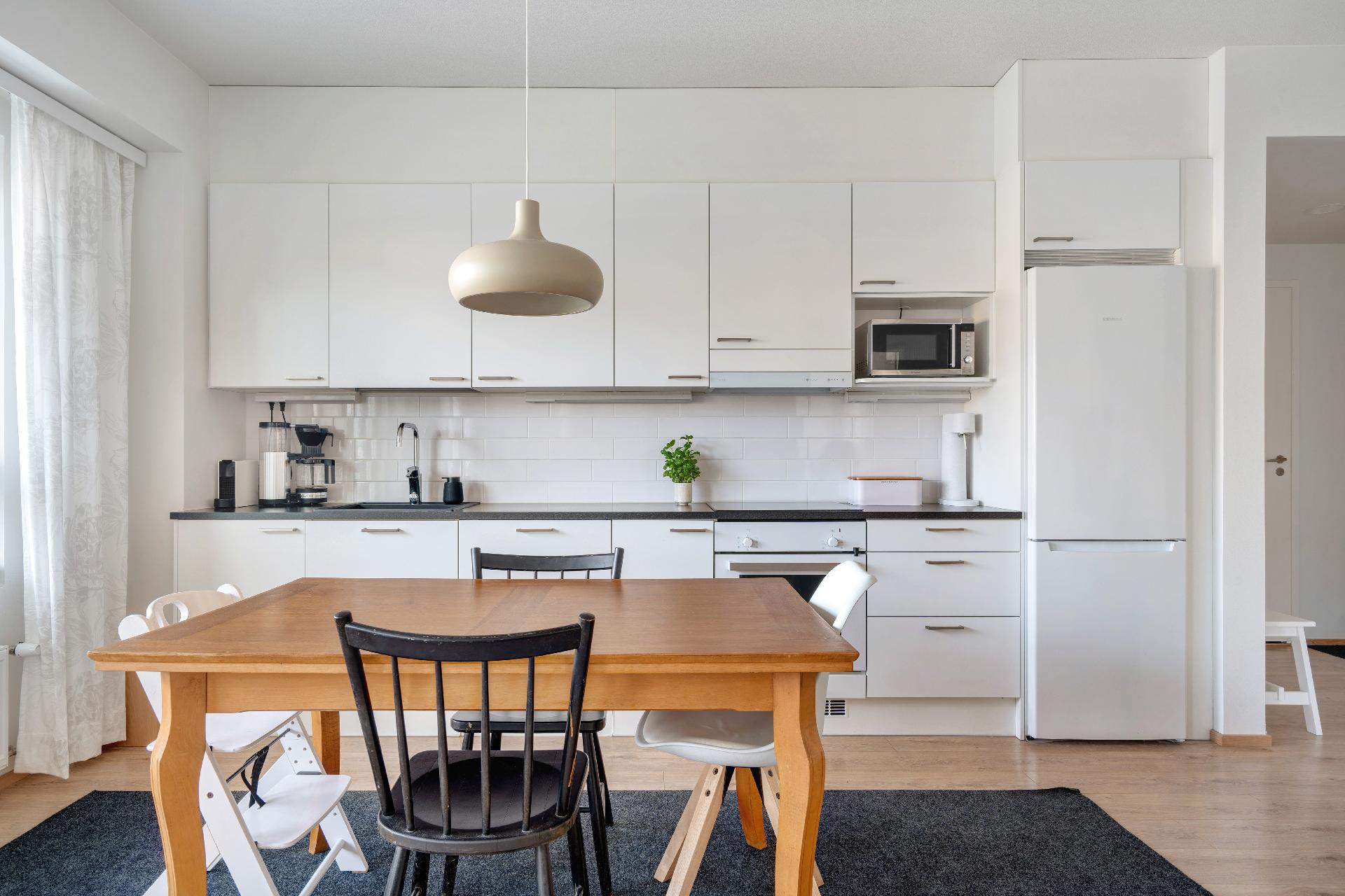 Ullanmäentie 10b, Kauniainen