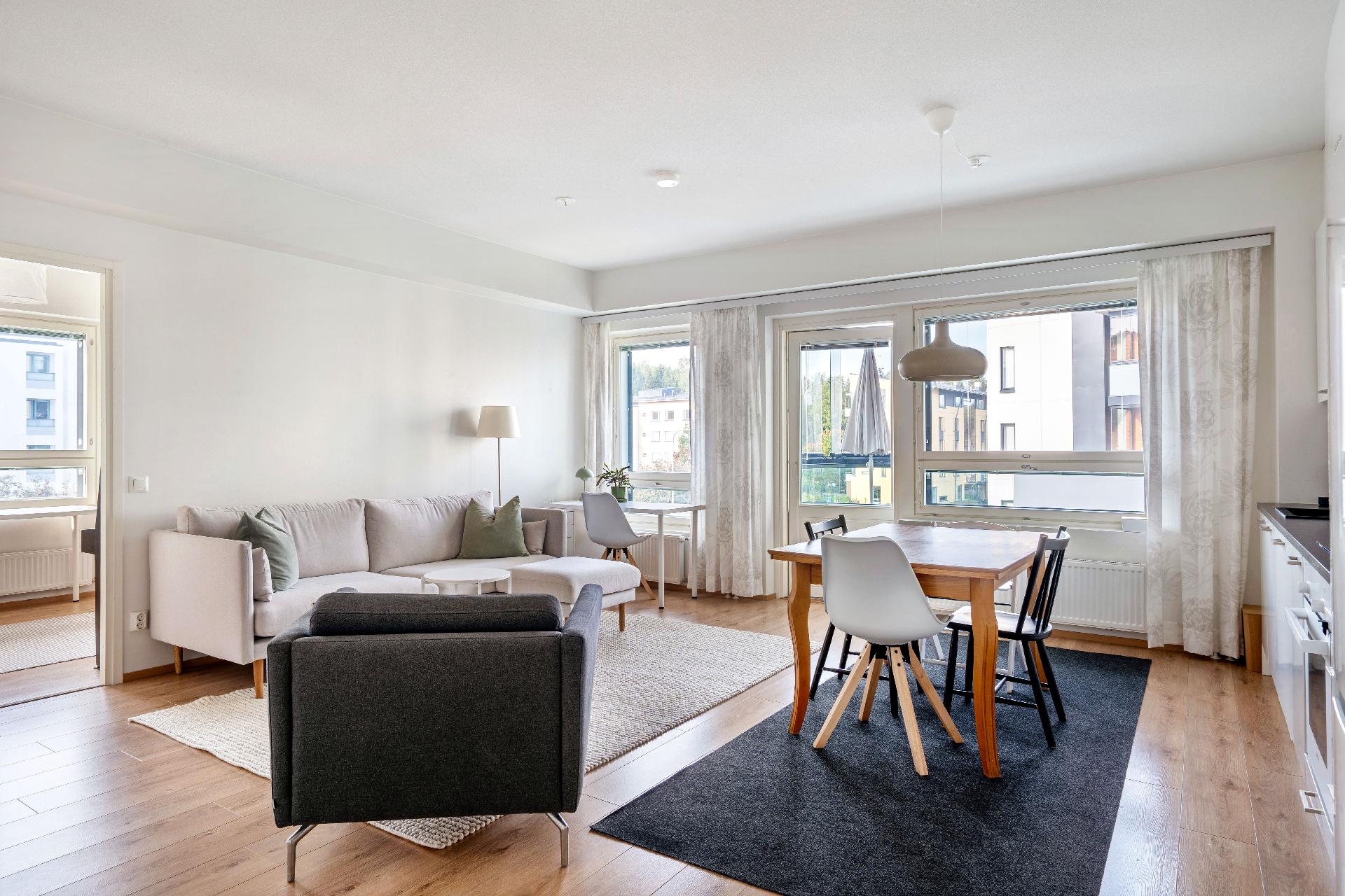 Ullanmäentie 10b, Kauniainen