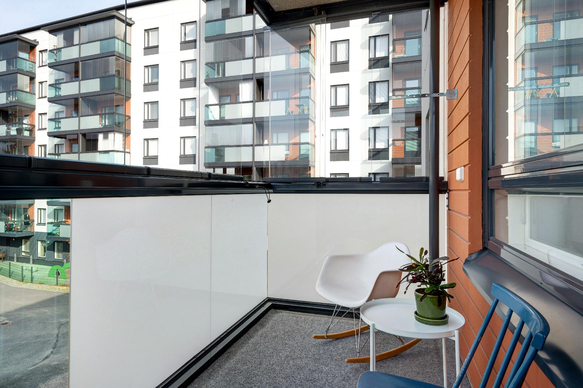 Ullanmäentie 10b, Kauniainen