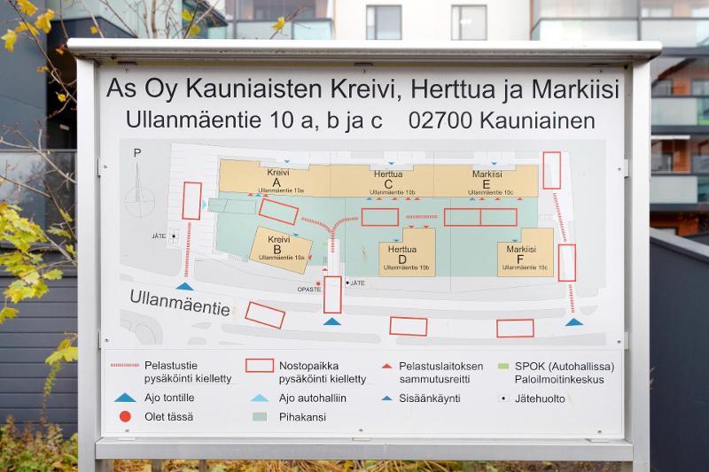 Ullanmäentie 10b, Kauniainen
