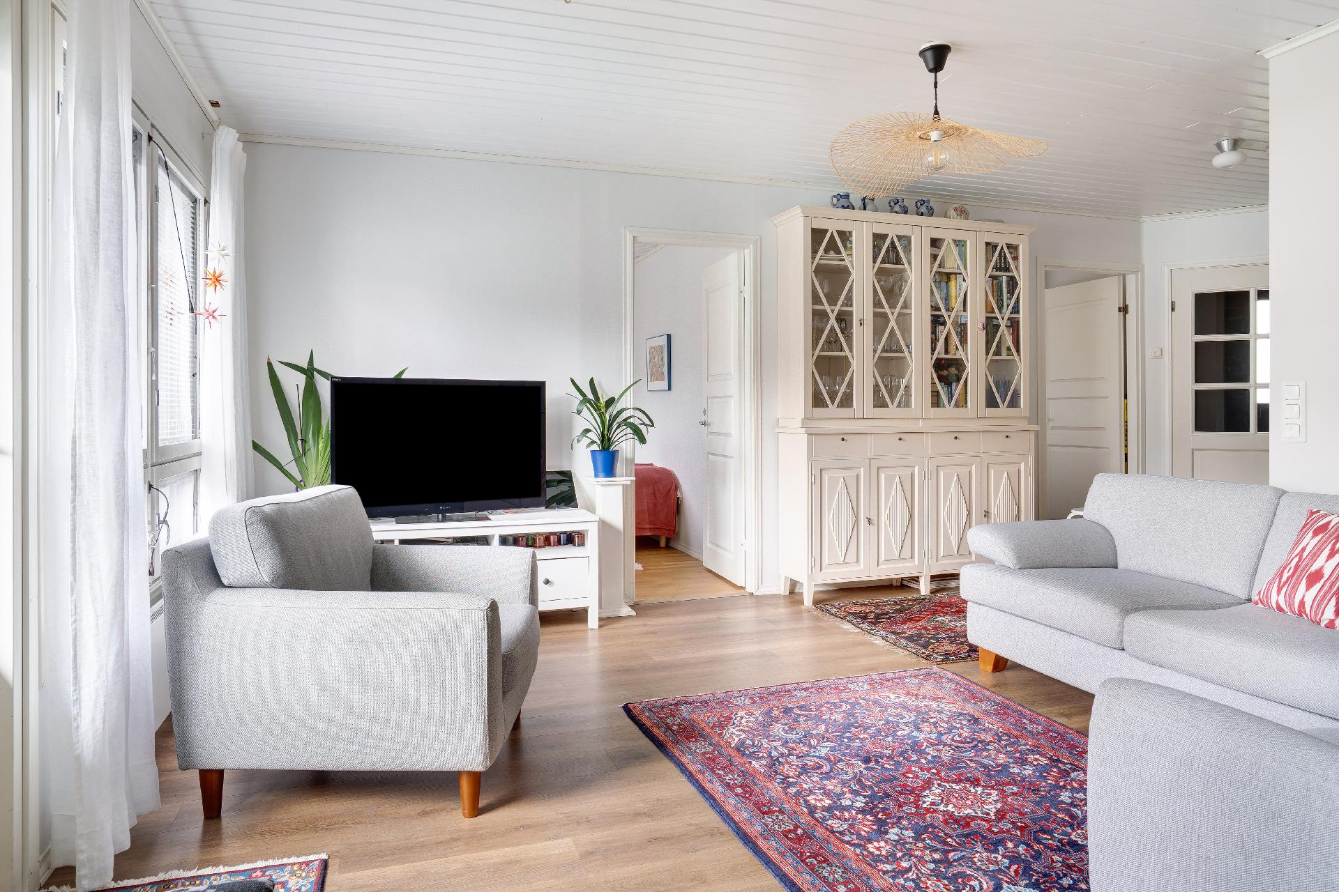 Koti yhdessä tasossa