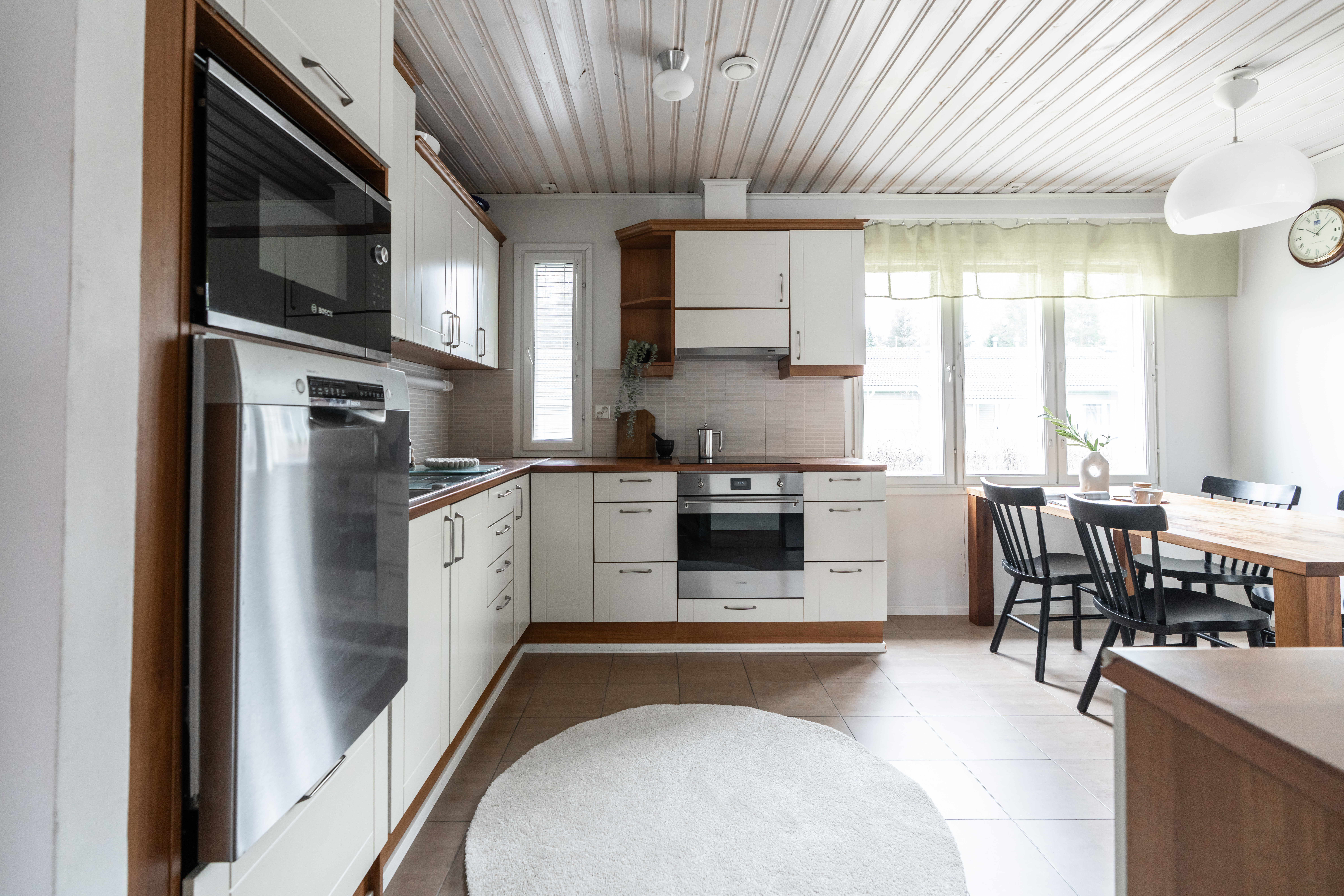 Korpirouskuntie 16, Kynsilehto, Oulu