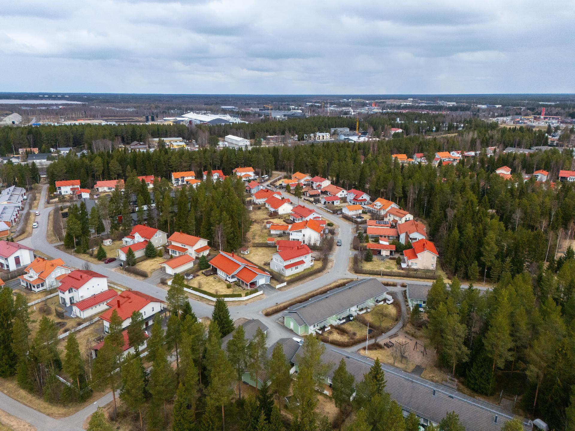 Korpirouskuntie 16, Kynsilehto, Oulu