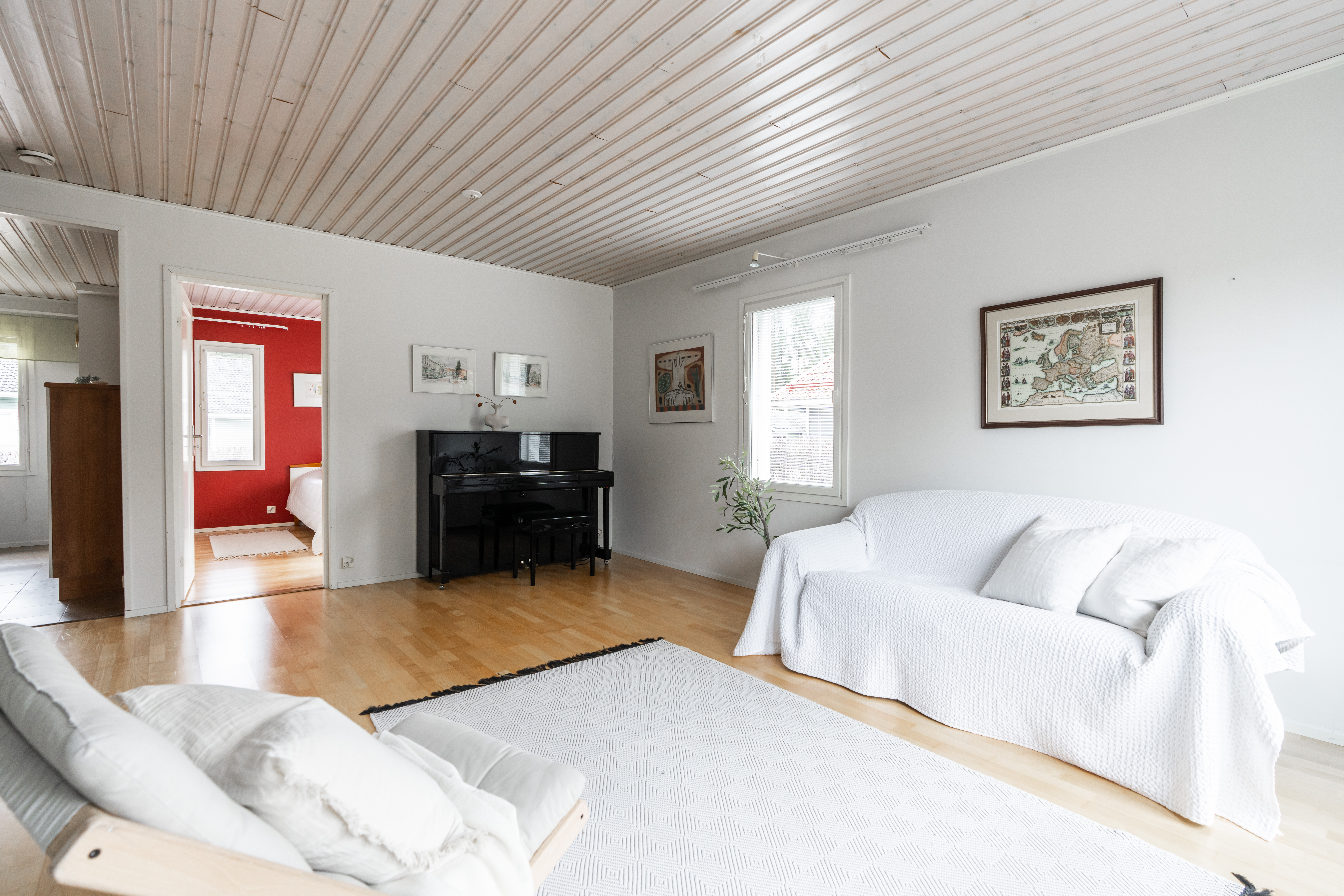 Korpirouskuntie 16, Kynsilehto, Oulu