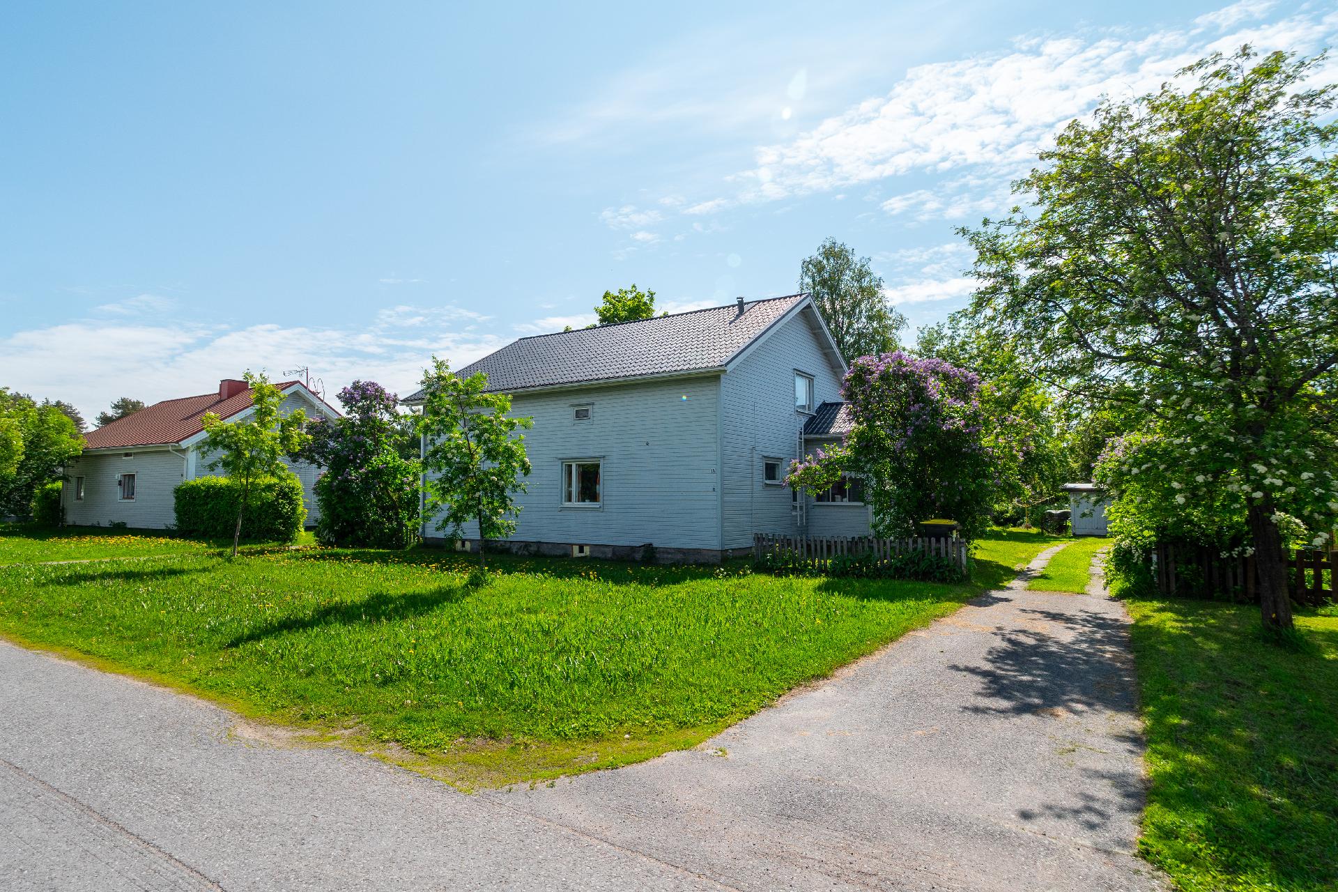 Sirppitie 14, Välivainio, Oulu