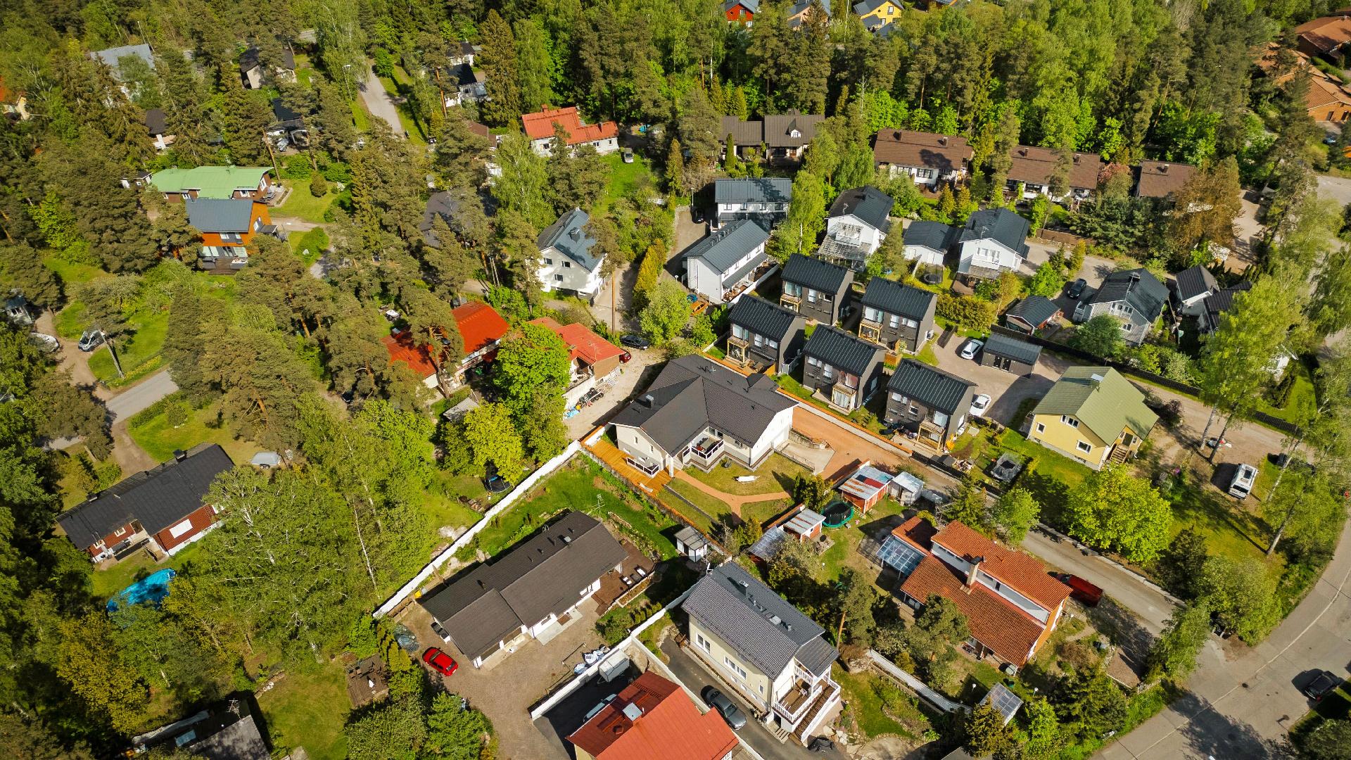 Kirjokalliontie 9, Maununneva, Helsinki