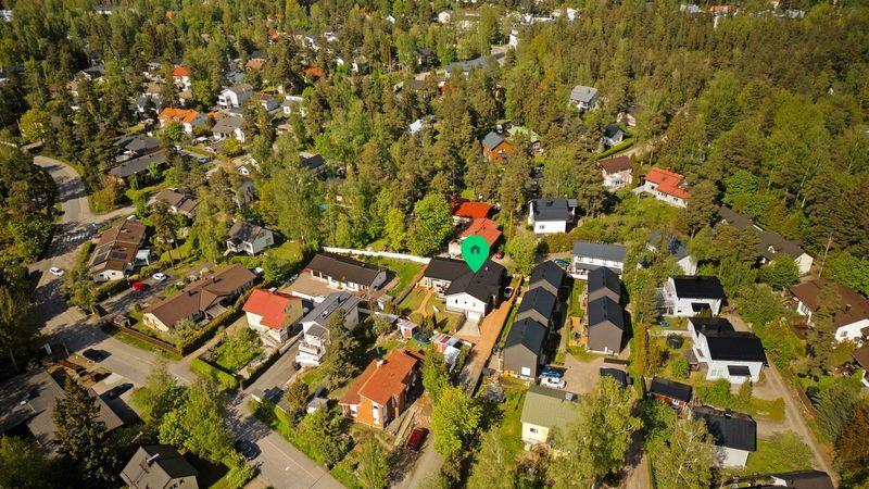 Kirjokalliontie 9, Maununneva, Helsinki