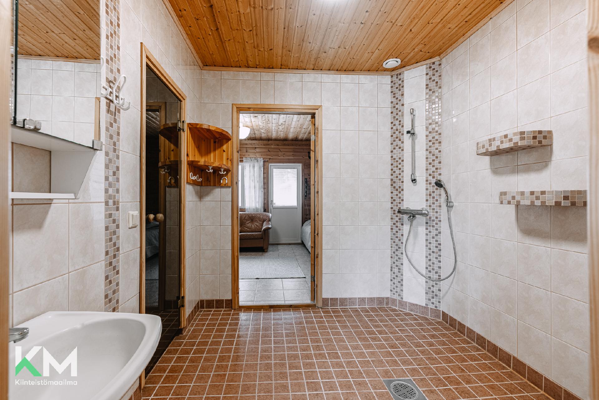 Opaalikatu 7, Kultavuori, Seinäjoki