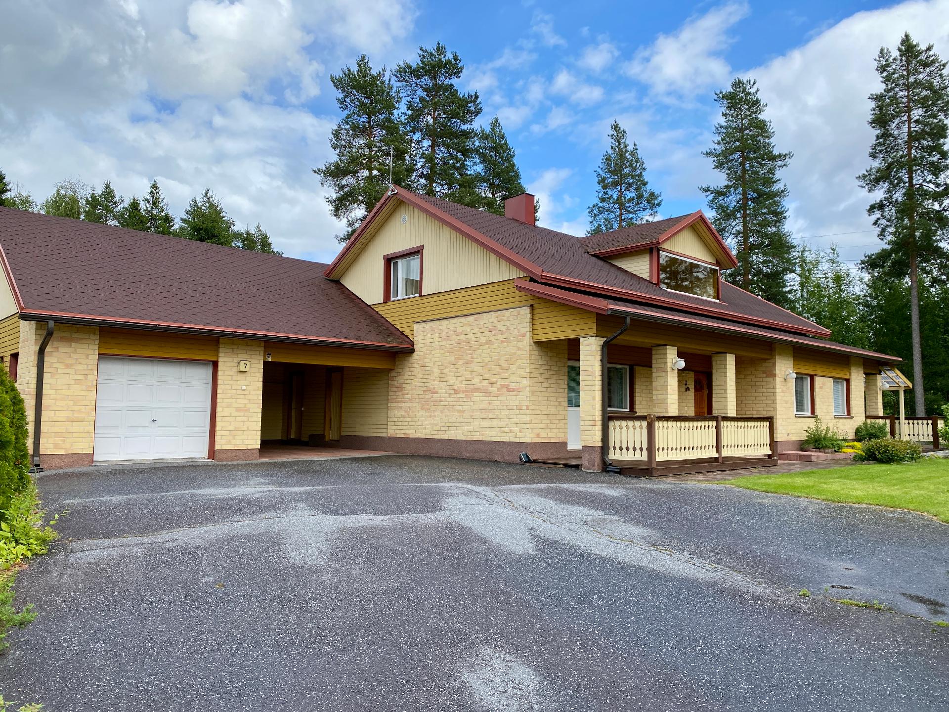 Opaalikatu 7, Kultavuori, Seinäjoki