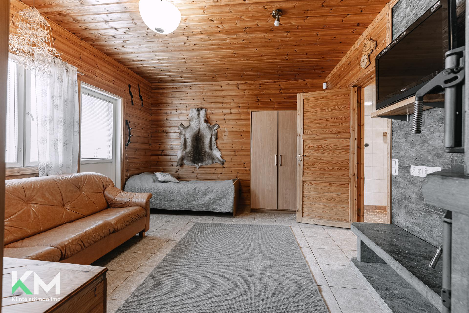 Opaalikatu 7, Kultavuori, Seinäjoki