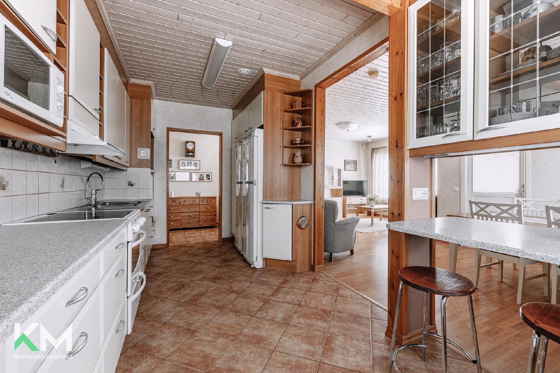 Opaalikatu 7, Kultavuori, Seinäjoki