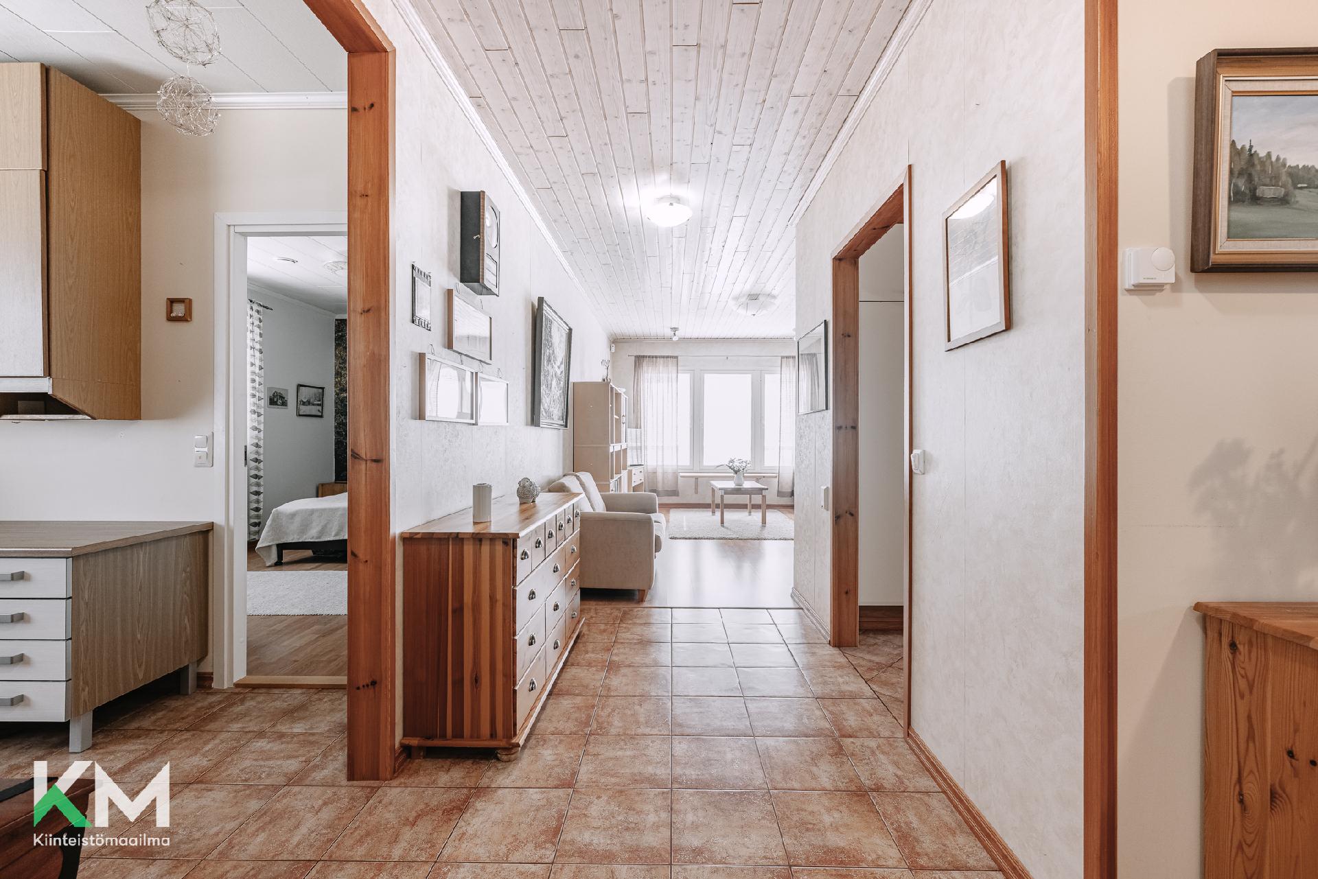 Opaalikatu 7, Kultavuori, Seinäjoki