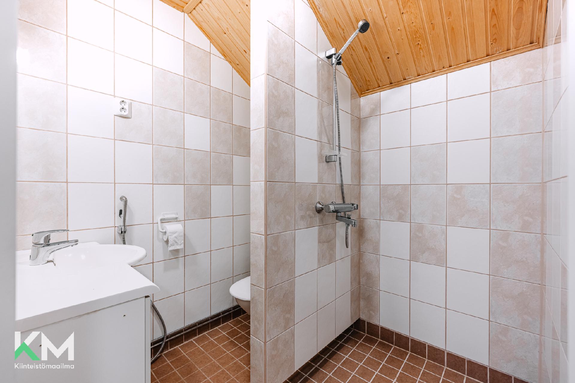 Opaalikatu 7, Kultavuori, Seinäjoki