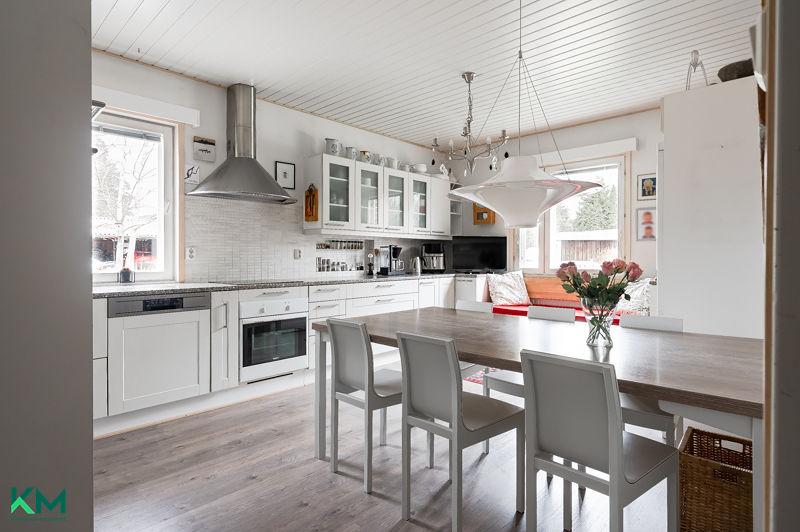 Lokikuja 4, Vääksy, Asikkala