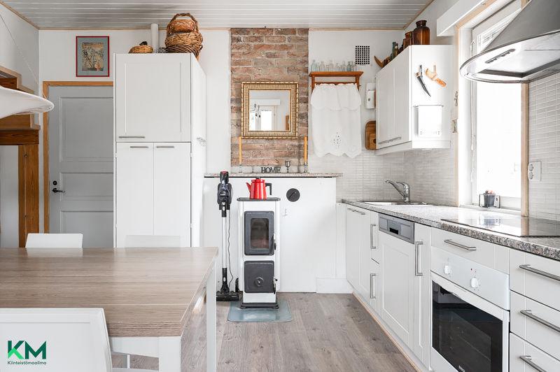 Lokikuja 4, Vääksy, Asikkala