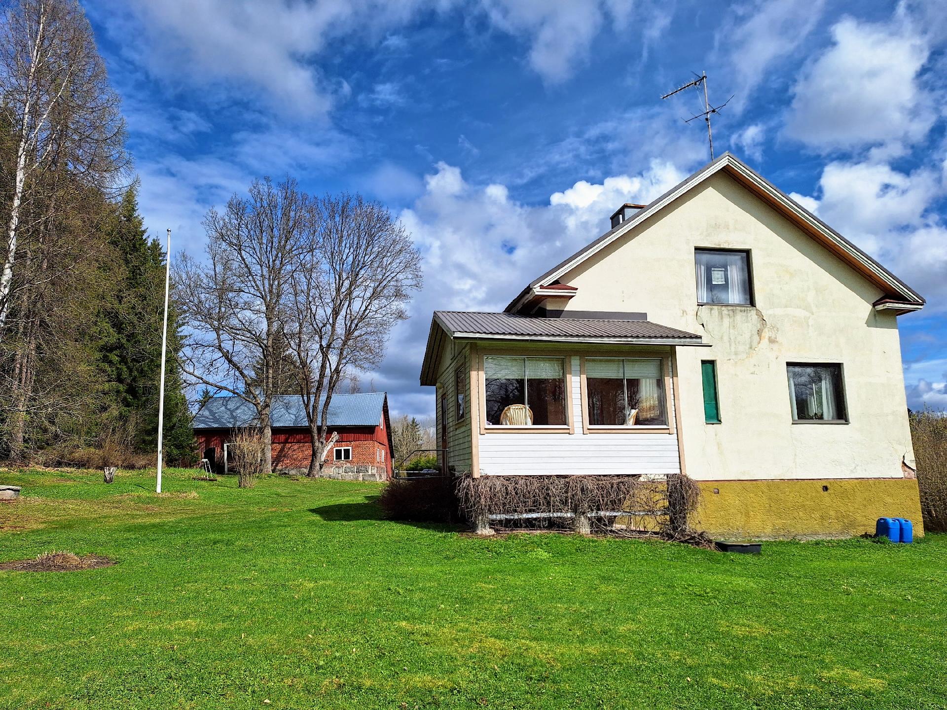 Seisakkeentie 46, Nostava, Hollola