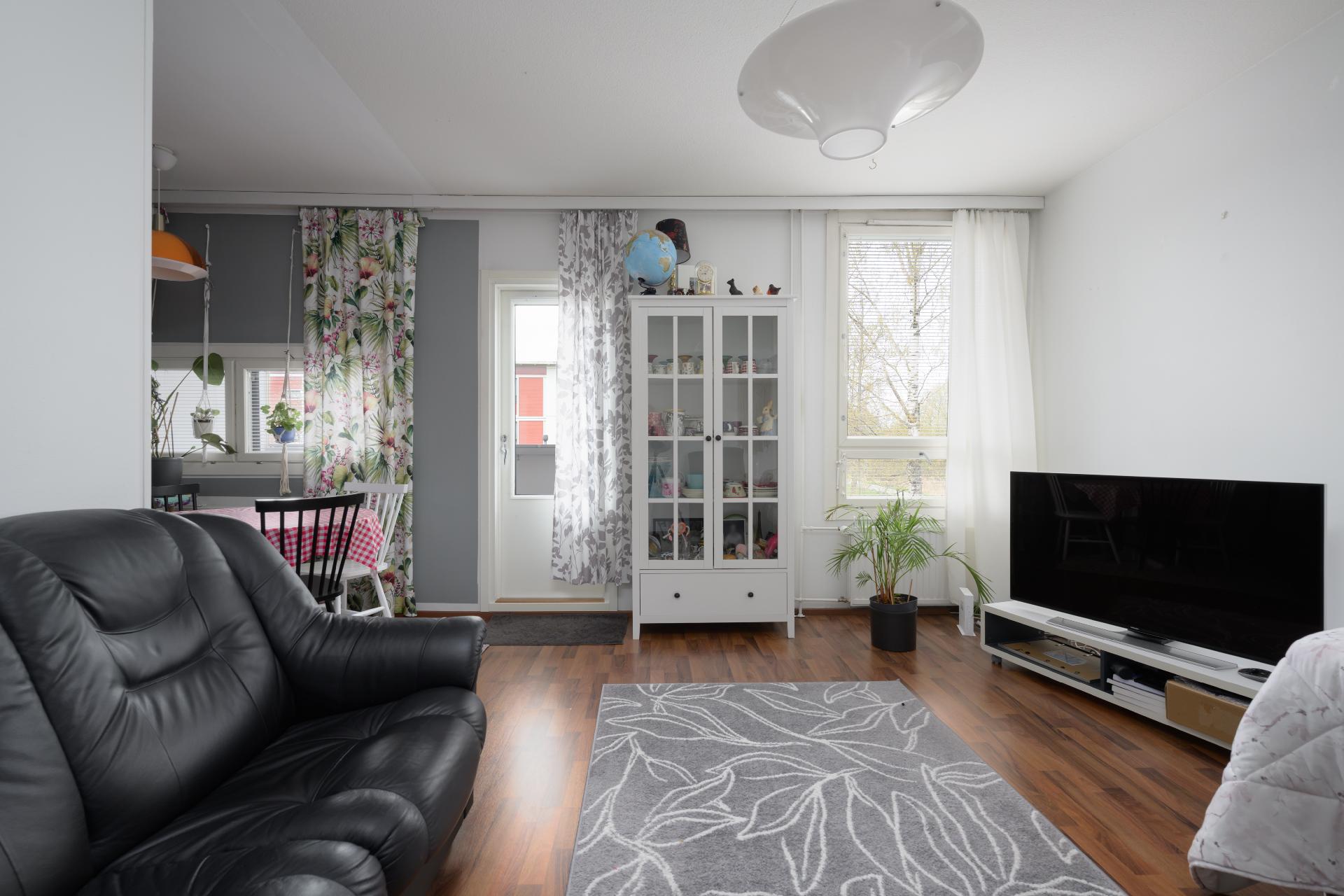 Urkupillintie 7, Kannelmäki, Helsinki