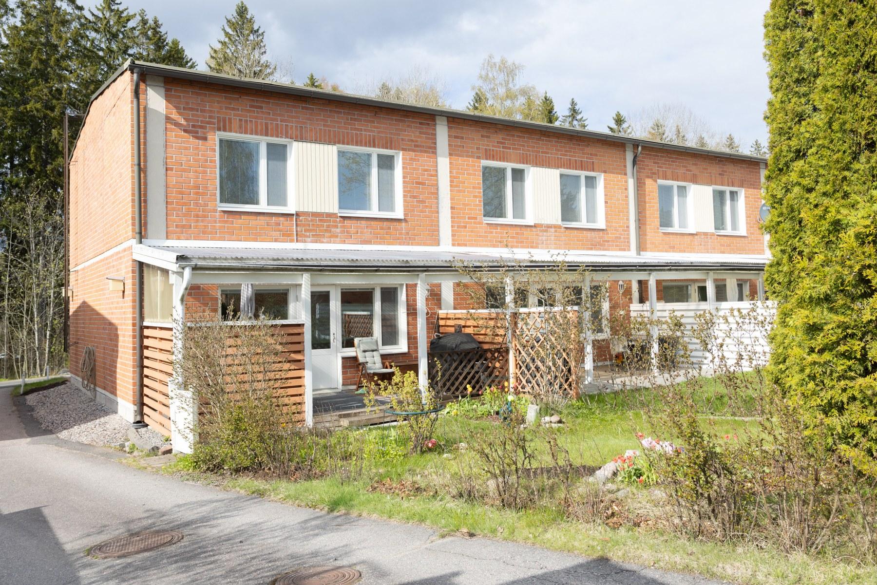Kauriinrinne 13, Metsola, Vantaa
