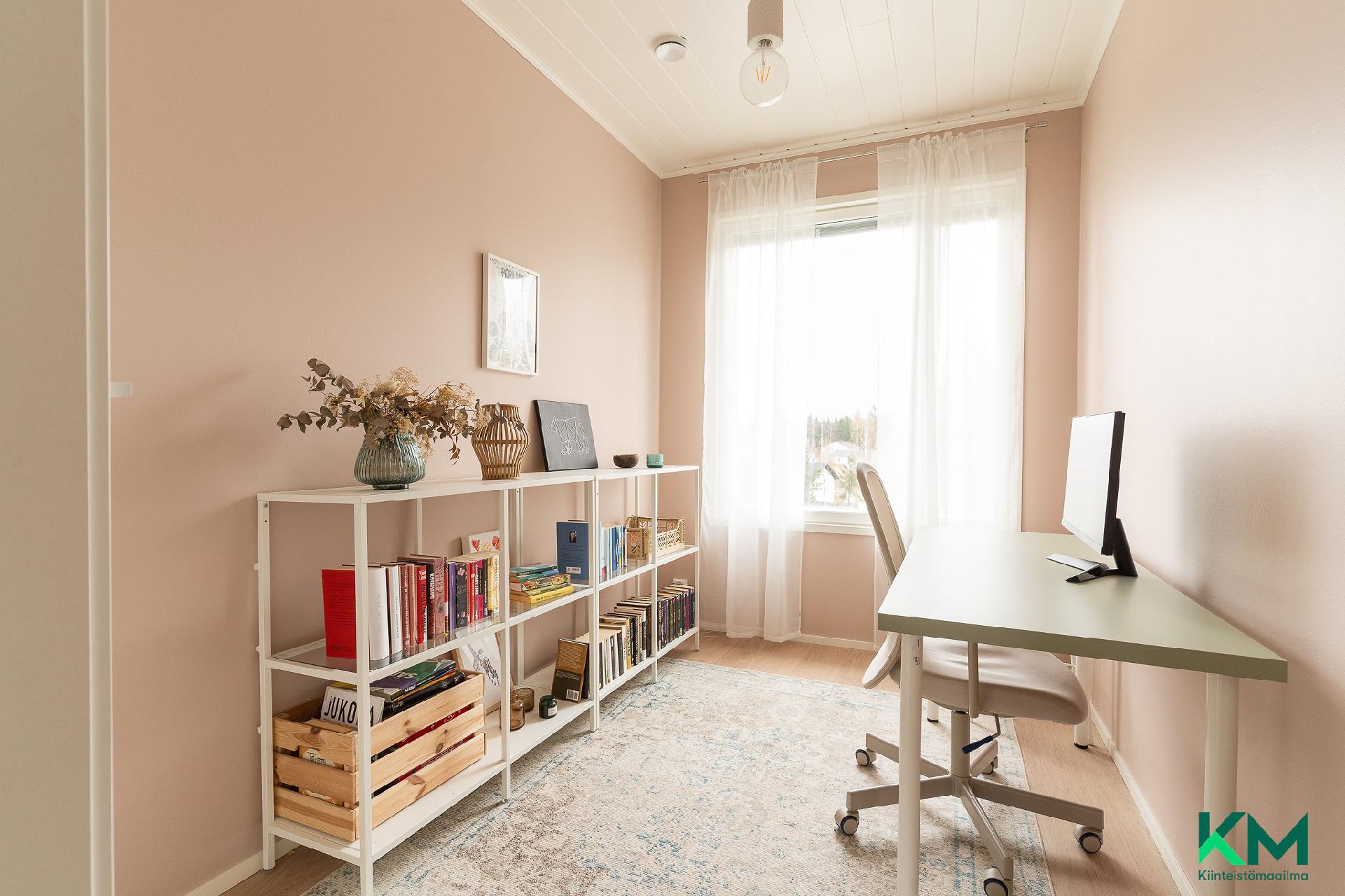 Linnakiventie 1 a, Kurikka, Pirkkala