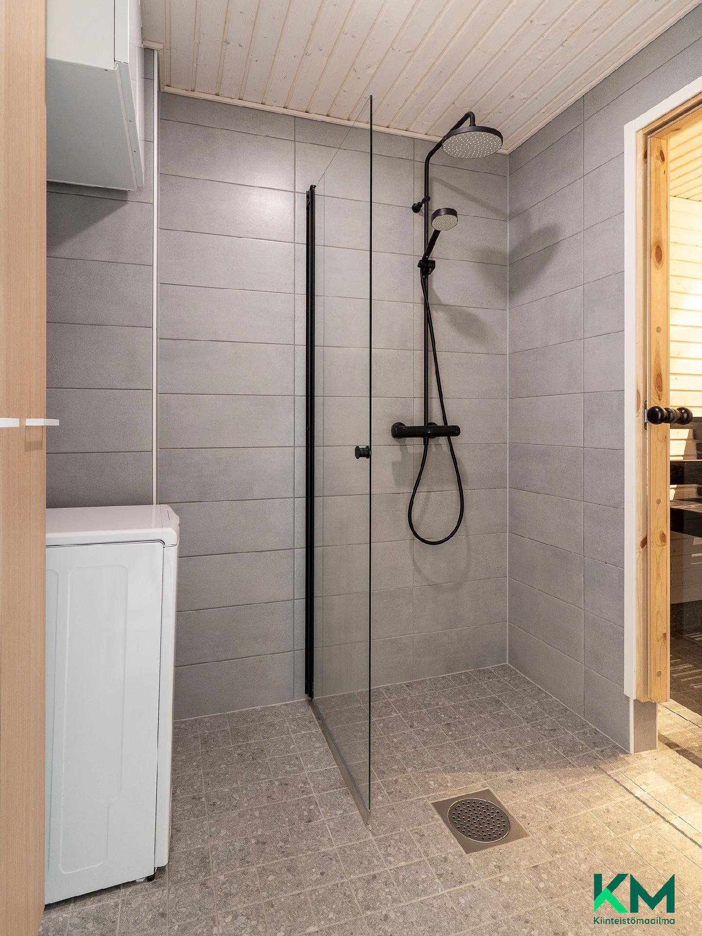 Linnakiventie 1 a, Kurikka, Pirkkala