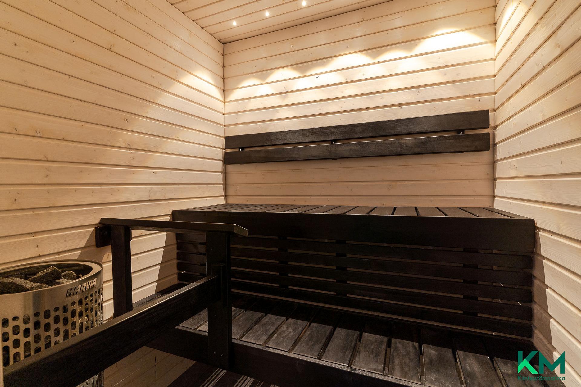 Linnakiventie 1 a, Kurikka, Pirkkala