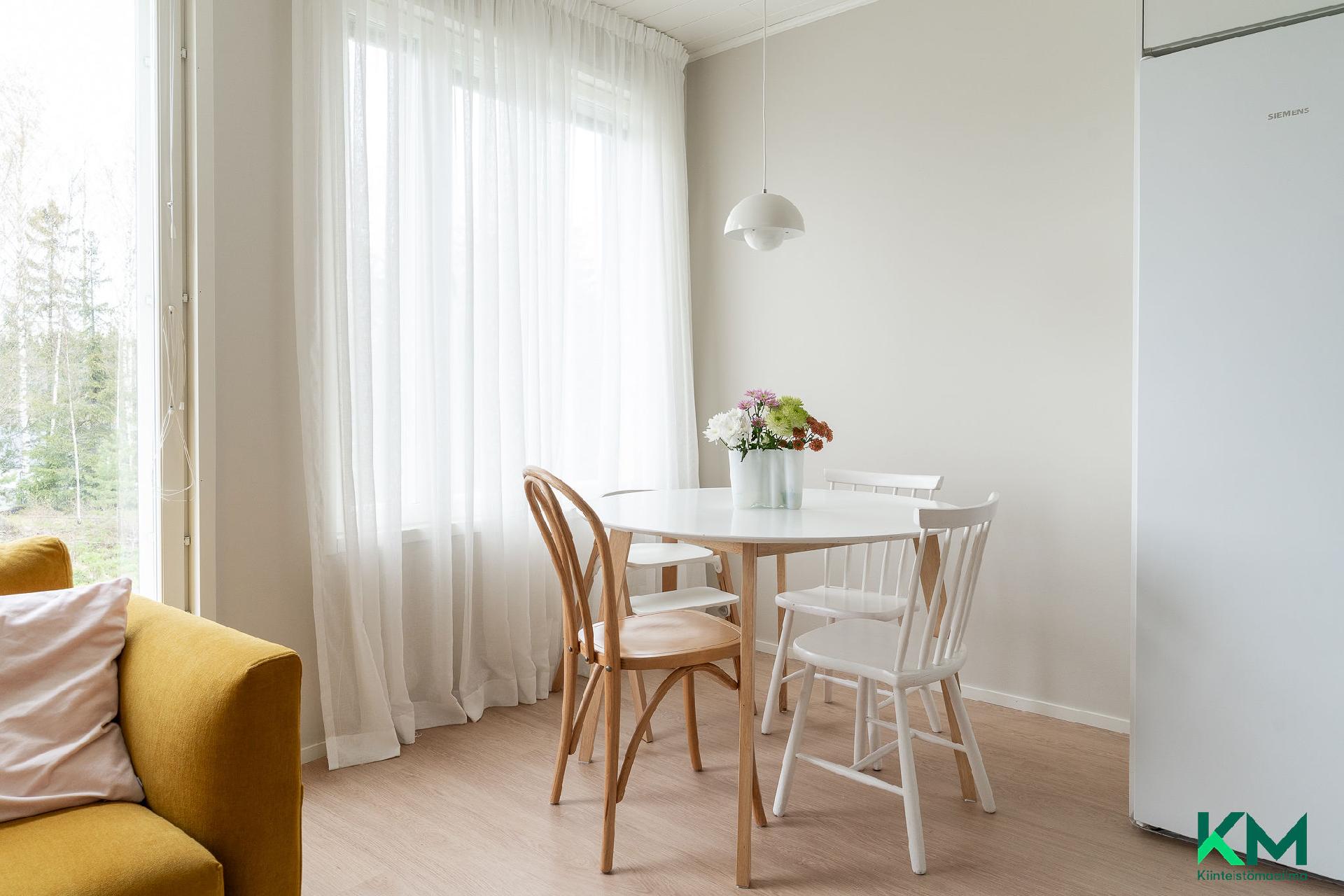 Linnakiventie 1 a, Kurikka, Pirkkala