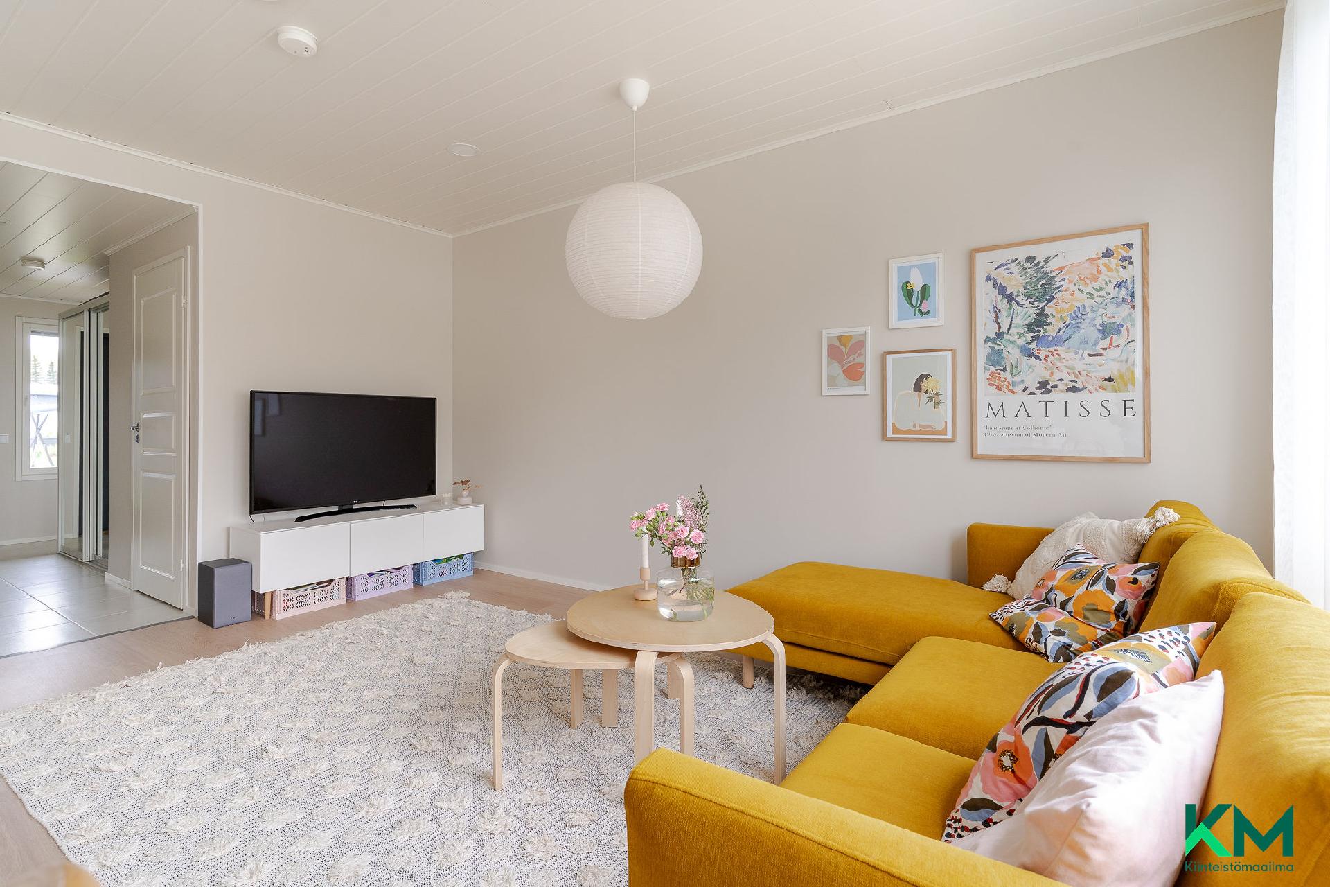 Linnakiventie 1 a, Kurikka, Pirkkala